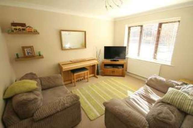 Image of 3 bedroom Detached house for sale in Lulworth Park Kenilworth CV8 at Lulworth Park  Kenilworth, CV8 2XG