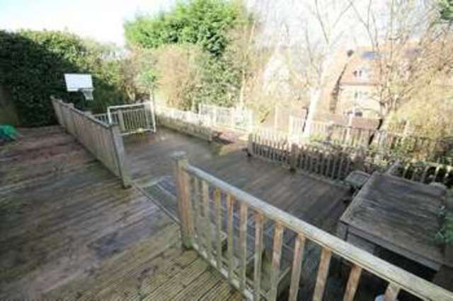  Image of 3 bedroom Detached house for sale in Lulworth Park Kenilworth CV8 at Lulworth Park  Kenilworth, CV8 2XG