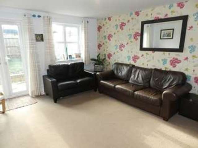  Image of 3 bedroom Terraced house for sale in Luton Road Toddington Dunstable LU5 at Luton Road  Toddington, LU5 6DF