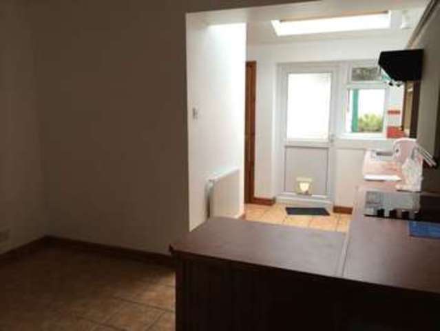  Image of 2 bedroom Terraced house to rent in Lyppiatt Road Redfield Bristol BS5 at Lyppiatt Road Redfield Bristol, BS5 9HR