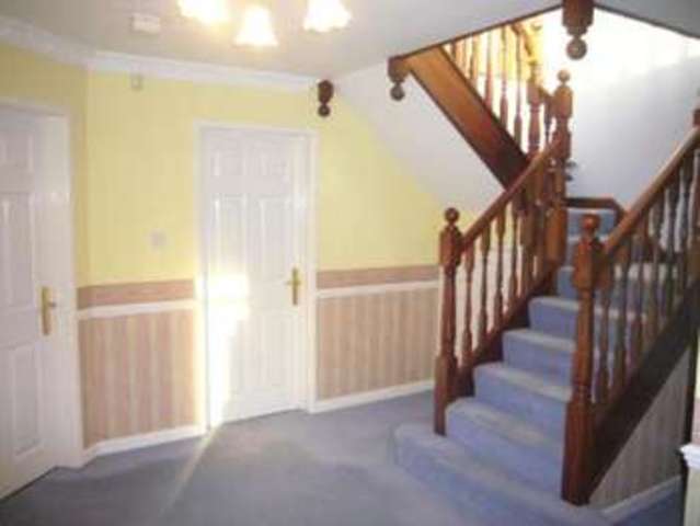  Image of 4 bedroom Detached house to rent in Glebe Road Lytchett Matravers Poole BH16 at Lytchett Matravers, BH16 6EH