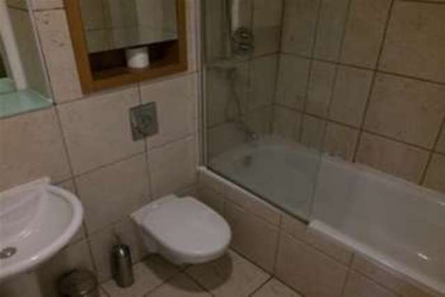  Image of 2 bedroom Flat to rent in Armouries Way Hunslet Leeds LS10 at Leeds, LS10 1JP