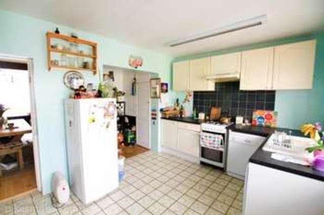 Image of 3 bedroom Semi-Detached house for sale in Blackamoor Lane Maidenhead SL6 at MAIDENHEAD, SL6 8RG