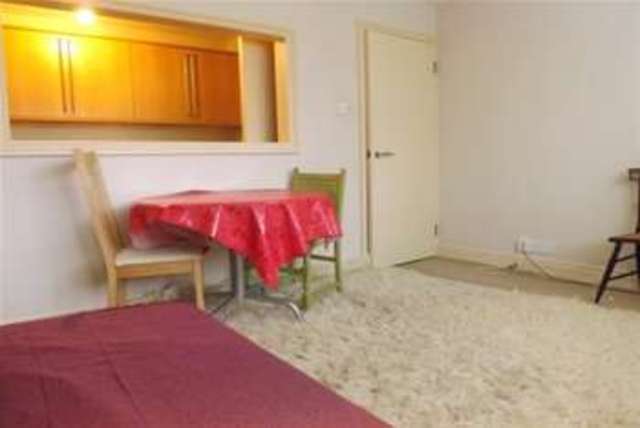  Image of 2 bedroom Flat to rent in Marine Parade Brighton BN2 at Brighton, BN2 1DD