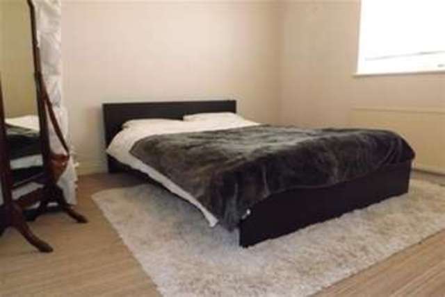  Image of 2 bedroom Flat to rent in Marine Parade Brighton BN2 at Brighton, BN2 1DD
