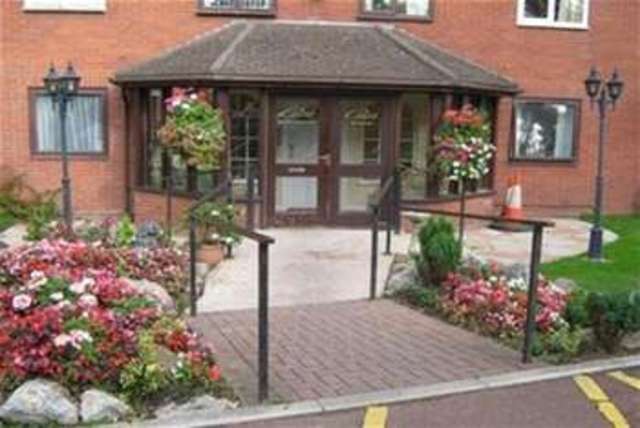  Image of 1 bedroom Flat to rent in Marine Road Colwyn Bay LL29 at Colwyn Bay, LL29 8PZ