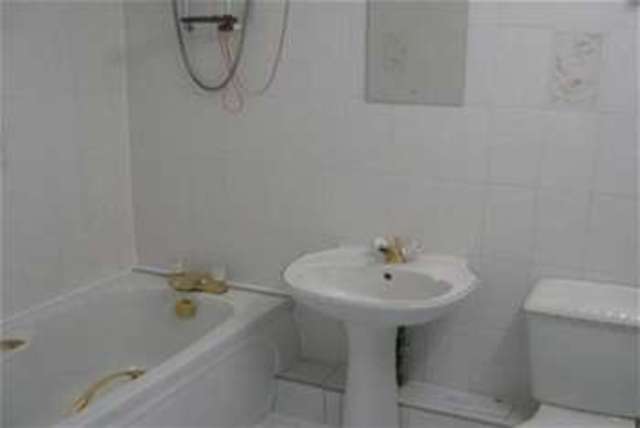  Image of 1 bedroom Flat to rent in Marine Road Colwyn Bay LL29 at Colwyn Bay, LL29 8PZ