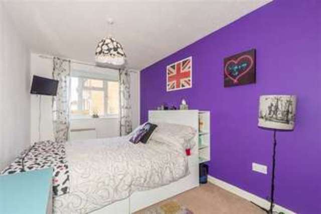  Image of 2 bedroom Apartment for sale in Mark Close Redditch B98 at Mark Close  Redditch, B98 7DW