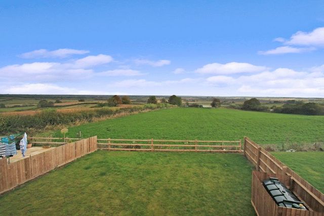  Image of 4 bedroom Detached house for sale in Marston Hill Oving Aylesbury HP22 at Marston Hill Oving Oving, HP22 4HB