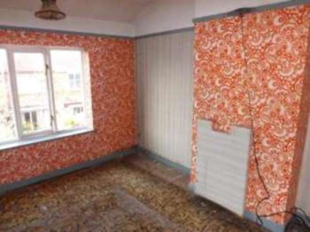  Image of 3 bedroom Semi-Detached house for sale in Mayfield Place East Trent Vale Stoke-on-Trent ST4 at Stoke-on-Trent Staffordshire Hanford, ST4 6PA