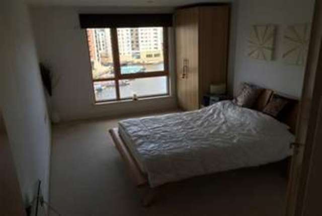  Image of 2 bedroom Flat to rent in The Boulevard Hunslet Leeds LS10 at Leeds, LS10 1LR