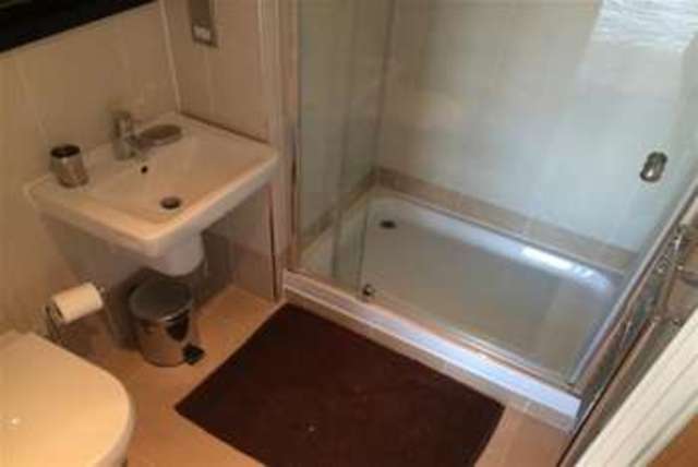  Image of 2 bedroom Flat to rent in The Boulevard Hunslet Leeds LS10 at Leeds, LS10 1LR