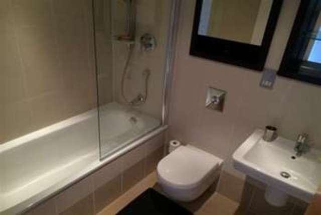  Image of 2 bedroom Flat to rent in The Boulevard Hunslet Leeds LS10 at Leeds, LS10 1LR