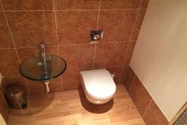  Image of 2 bedroom Flat to rent in The Boulevard Hunslet Leeds LS10 at Leeds, LS10 1LR