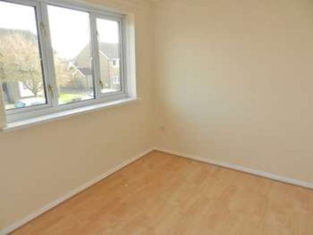  Image of 2 bedroom Semi-Detached house to rent in Meadowcroft Rhoose Barry CF62 at Meadowcroft  Rhoose, CF62 3FR