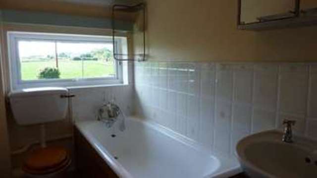  Image of 1 bedroom Flat to rent in Stanford Dingley Reading RG7 at Cock Lane Stanford Dingley Reading, RG7 6LS