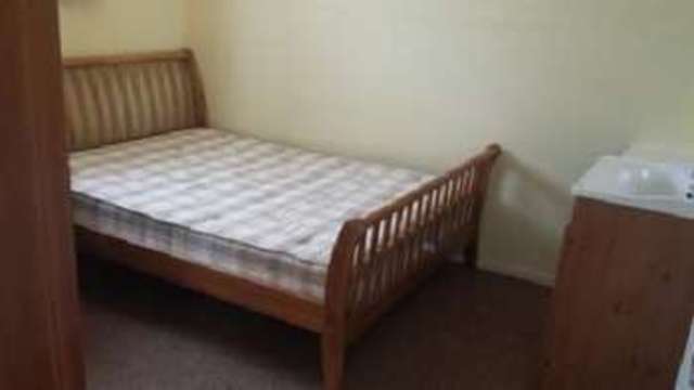  Image of 5 bedroom House Share to rent in Metchley Drive Harborne Birmingham B17 at Harborne Bristol Harborne, B17 0LA
