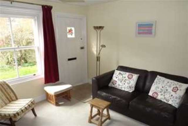  Image of 2 bedroom Terraced house to rent in Mildmay Terrace Hartley Wintney Hook RG27 at Hook, RG27 8PN