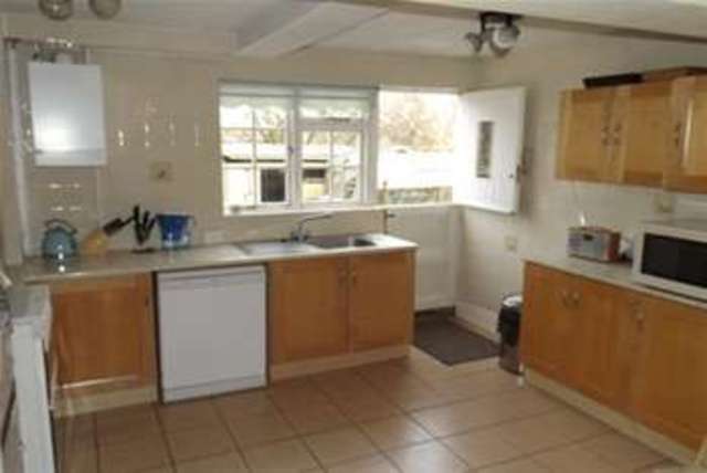  Image of 2 bedroom Terraced house to rent in Mildmay Terrace Hartley Wintney Hook RG27 at Hook, RG27 8PN