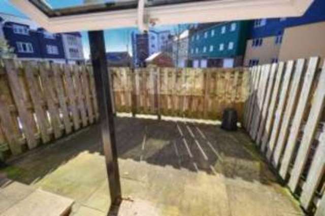  Image of 2 bedroom Flat for sale in Portsmouth Road Milford Godalming GU8 at Portsmouth Road Milford Milford, GU8 5HJ