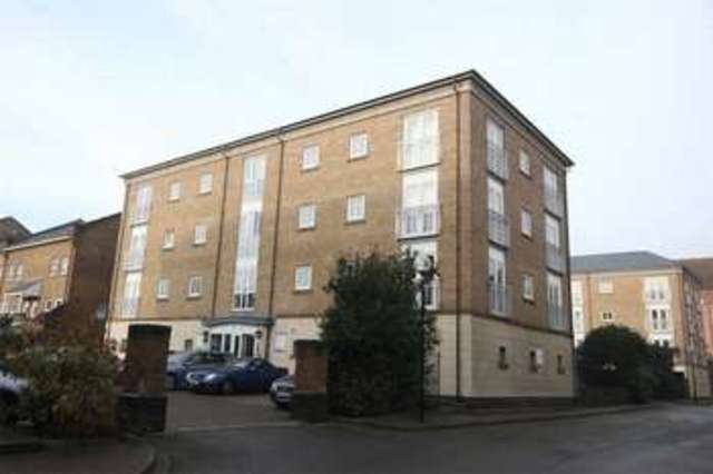  Image of 2 bedroom Flat to rent in Millennium Drive London E14 at Millennium Drive  London, E14 3GJ