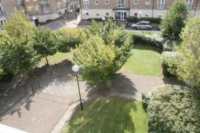  Image of 2 bedroom Flat to rent in Millennium Drive London E14 at Millennium Drive  London, E14 3GJ