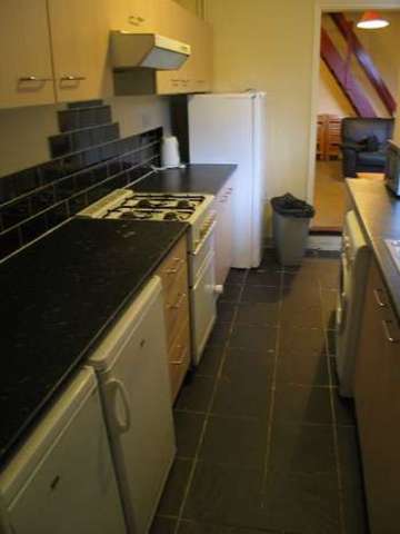  Image of 4 bedroom House Share to rent in Milner Road Selly Oak Birmingham B29 at Selly Oak Bristol Selly Oak, B29 7RG