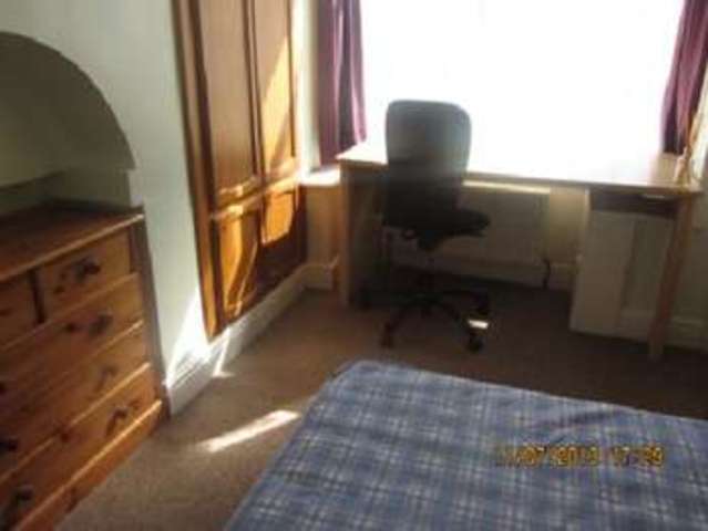  Image of 4 bedroom House Share to rent in Milner Road Selly Oak Birmingham B29 at Selly Oak Bristol Selly Oak, B29 7RQ