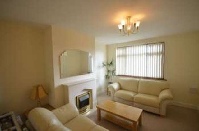  Image of 3 bedroom Semi-Detached house for sale in Milnrow Road Sheffield S5 at Milnrow Road  Sheffield, S5 9LW