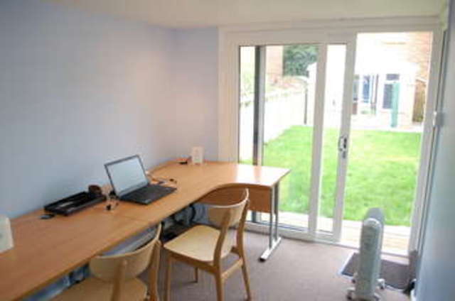  Image of 3 bedroom Property to rent in Milton Road Hampton TW12 at Milton Road  Hampton, TW12 2LJ