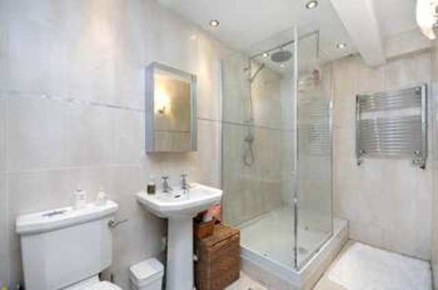  Image of 2 bedroom Detached house to rent in Milton Road London N6 at London  Hornsey Lane, N6 5QD