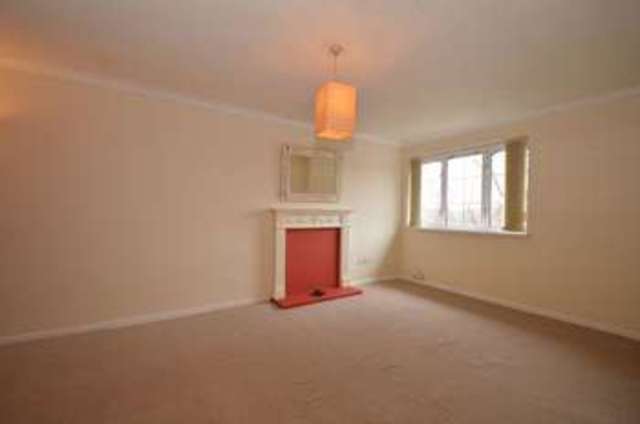  Image of 2 bedroom Property for sale in Moorfield Drive Sutton Coldfield B73 at Moorfield Drive Boldmere Sutton Coldfield, B73 5LQ