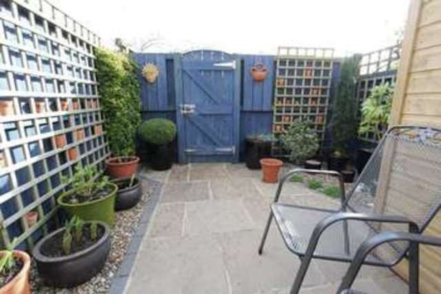  Image of 2 bedroom Terraced house for sale in Morton Lane Beverley HU17 at Morton Lane  Beverley, HU17 9DA