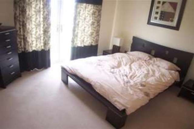  Image of 2 bedroom Flat to rent in Mote Hill Grove Hamilton ML3 at Hamilton, ML3 6EL