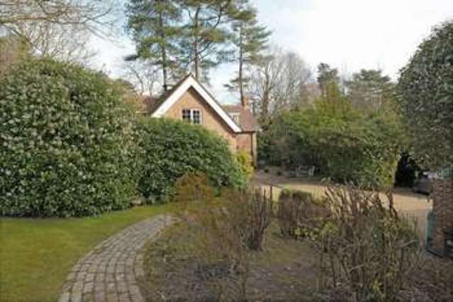  Image of 4 bedroom Detached house for sale in Mount Pleasant Crowborough TN6 at Mount Pleasant  Crowborough, TN6 2ND