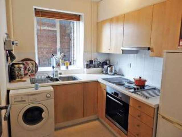  Image of 1 bedroom Flat to rent in Mount View Road London N4 at Mount View Road  Stroud Green, N4 4JL