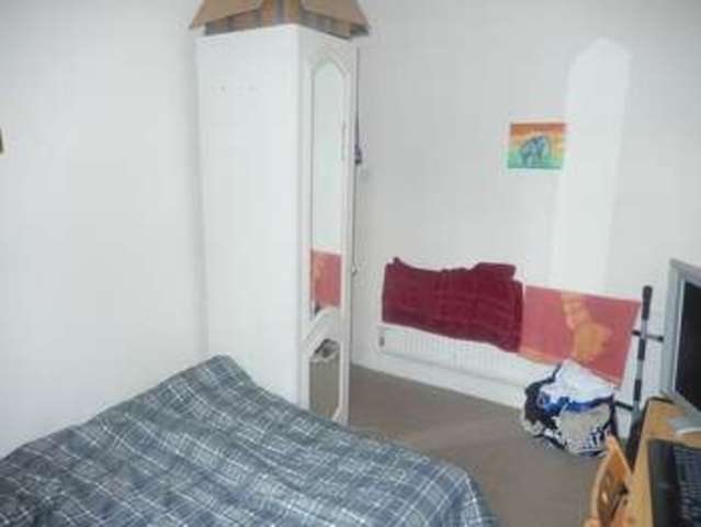  Image of 5 bedroom Terraced house to rent in Moy Road Cardiff CF24 at Moy Road  Cardiff, CF24 4SH