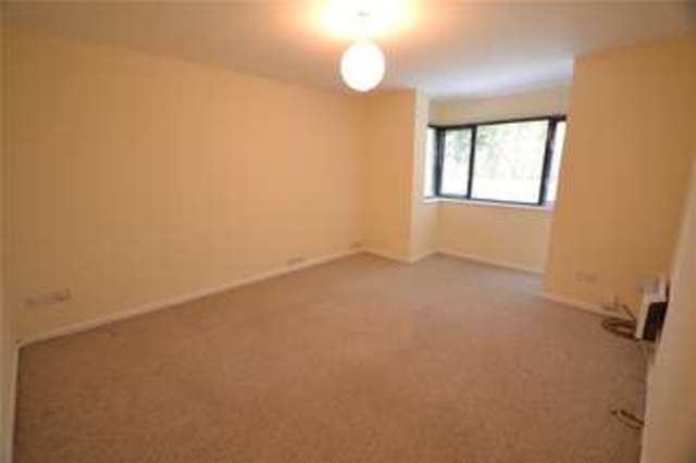  Image of 1 bedroom Apartment for sale in Wayland Close Bracknell RG12 at Wayland Close Harmans Water Easthampstead, RG12 9JW
