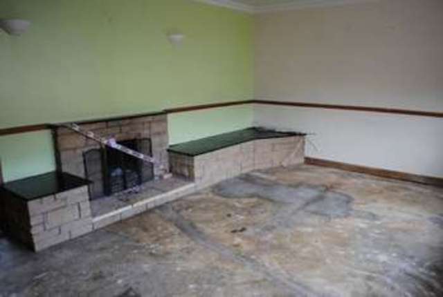  Image of 3 bedroom Property for sale in Murdostoun Place Abington Biggar ML12 at Murdostoun Place Abington Biggar, ML12 6RY