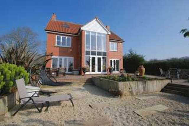  Image of 5 bedroom Detached house for sale in Steanbow West Pennard Glastonbury BA6 at Steanbow West Pennard Glastonbury, BA6 8NB
