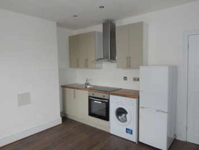  Image of 1 bedroom Flat to rent in New Cross Road London SE14 at New Cross Road  Greater London, SE14 6AG