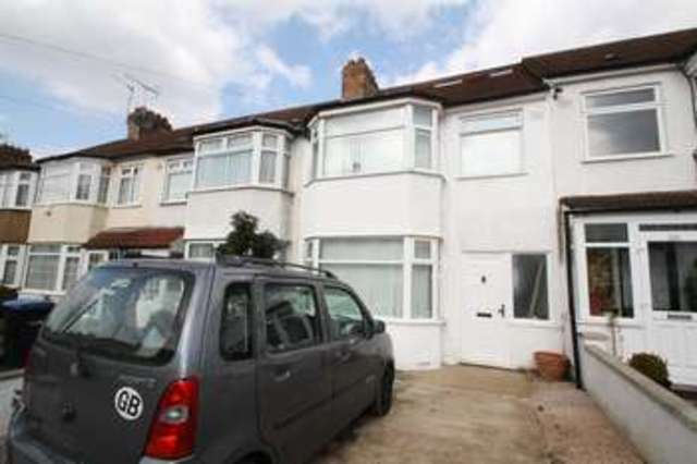  Image of 4 bedroom Property for sale in New Park Avenue London N13 at New Park Avenue London London, N13 5LZ