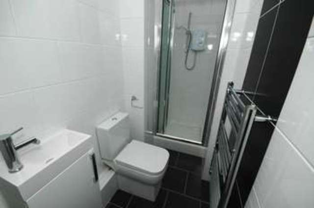  Image of 1 bedroom Flat to rent in Newport Road Cardiff CF24 at Newport Road Roath Cardiff, CF24 1DG