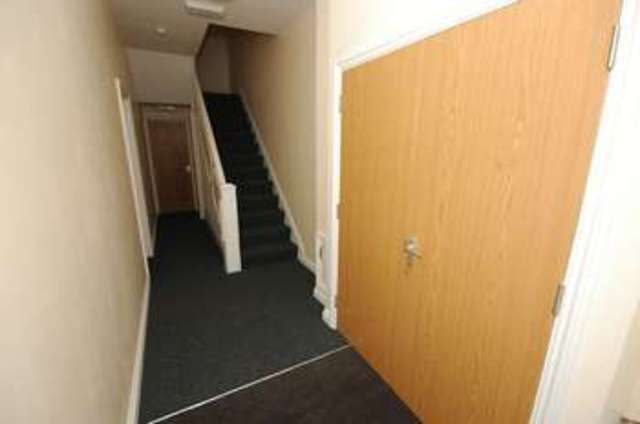  Image of 1 bedroom Flat to rent in Newport Road Cardiff CF24 at Newport Road Roath Cardiff, CF24 1DG