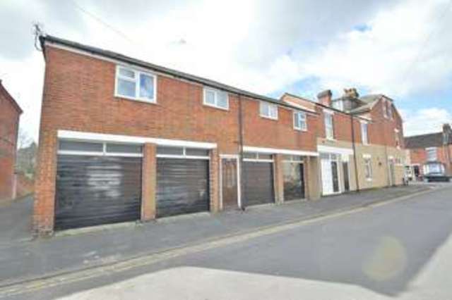  Image of 1 bedroom Flat to rent in Newtown Road Eastleigh SO50 at Eastleigh Hants, SO50 9DB
