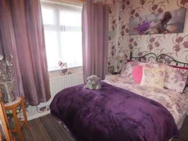  Image of 3 bedroom Bungalow for sale in Neyland Heights Neyland Milford Haven SA73 at Neyland Milford Haven Neyland, SA73 1RQ