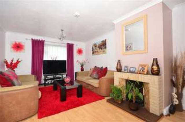  Image of 3 bedroom End of Terrace for sale in Nine Acres Kennington Ashford TN24 at Kennington Ashford Ashford, TN24 9JP