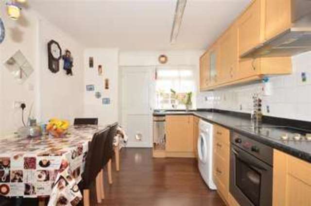  Image of 3 bedroom End of Terrace for sale in Nine Acres Kennington Ashford TN24 at Kennington Ashford Ashford, TN24 9JP