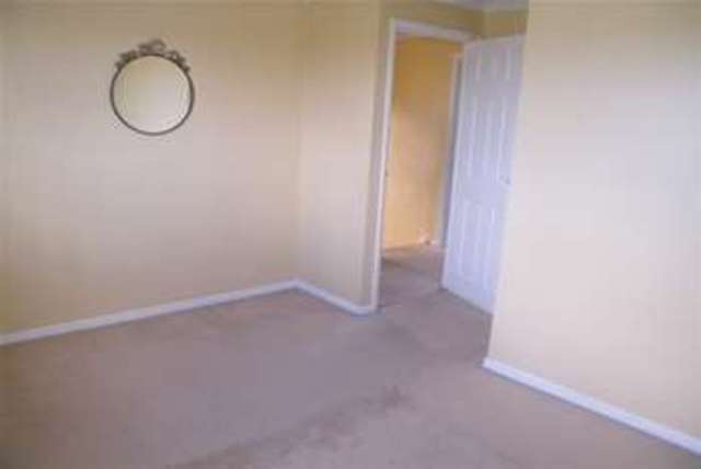  Image of 3 bedroom Detached house to rent in Wash Road Laindon Basildon SS15 at Basildon, SS15 4BE