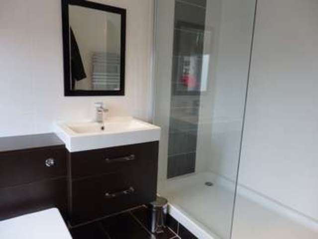  Image of 4 bedroom Detached house to rent in Nork Gardens Banstead SM7 at Nork Gardens  Banstead, SM7 1NZ